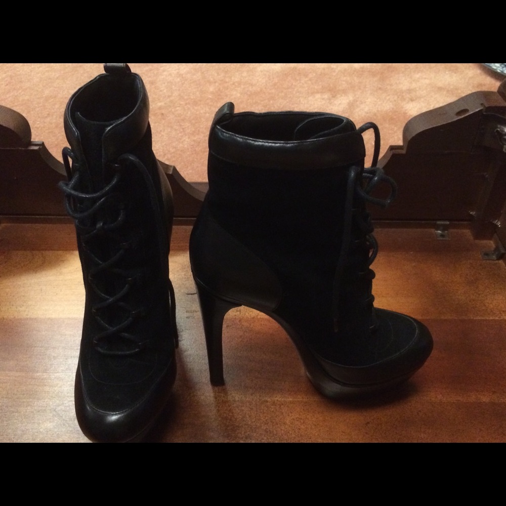 Rachel Zoe black ankle boots!
